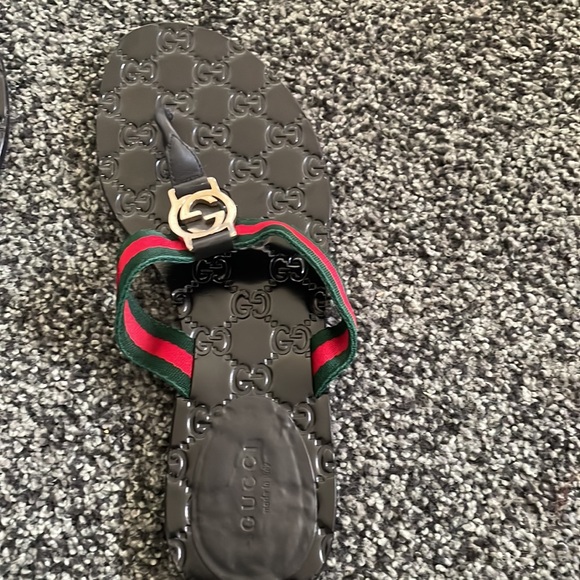 COPY - gucci flip flops - Picture 3 of 3